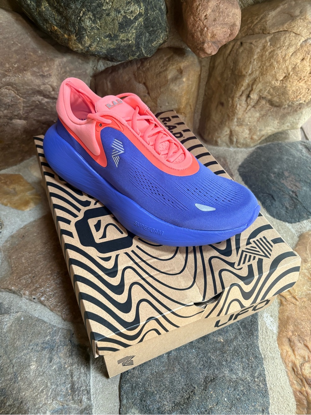 Men's Athletic Running Shoe - Coral Pink & Vibrant Blue